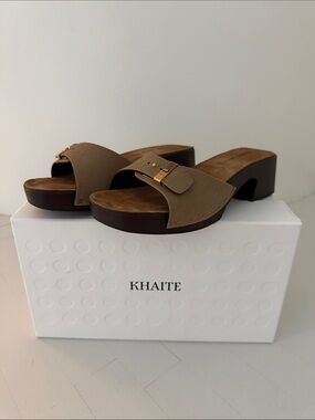 BNIB Khaite Britt Clog in Barley Size 38